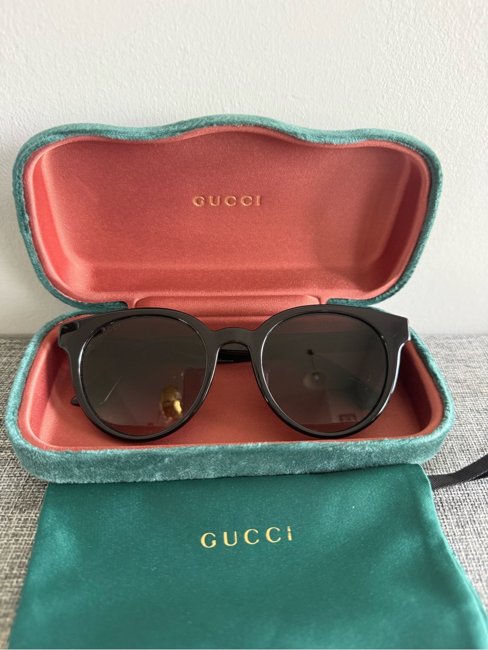 Gucci Black Round Sunglasses with Dark Gradient Lenses GG0638